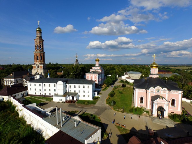 Иоанно-Богословский монастырь. Фото