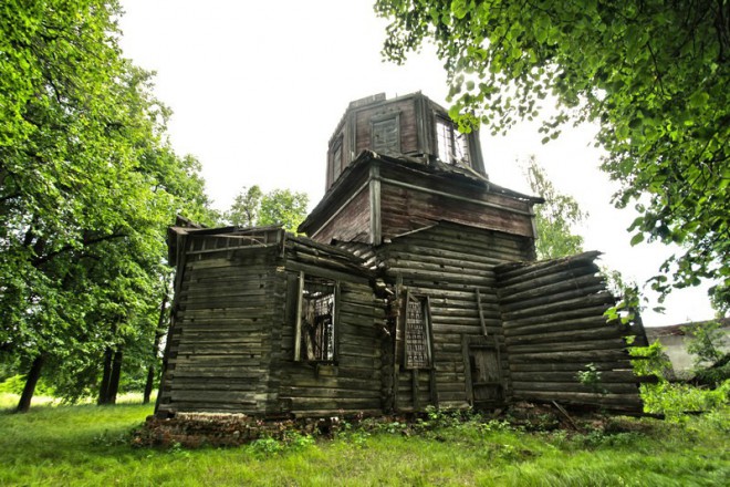 Деревянный храм в Орехово. Фото