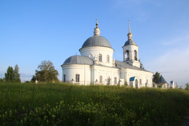 Спасская церковь в Борках. Фото